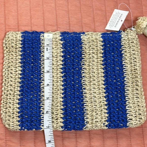 NWT Mark & Graham beige and blue CABANA STRIPE STRAW POUCH CLUTCH - Picture 8 of 9